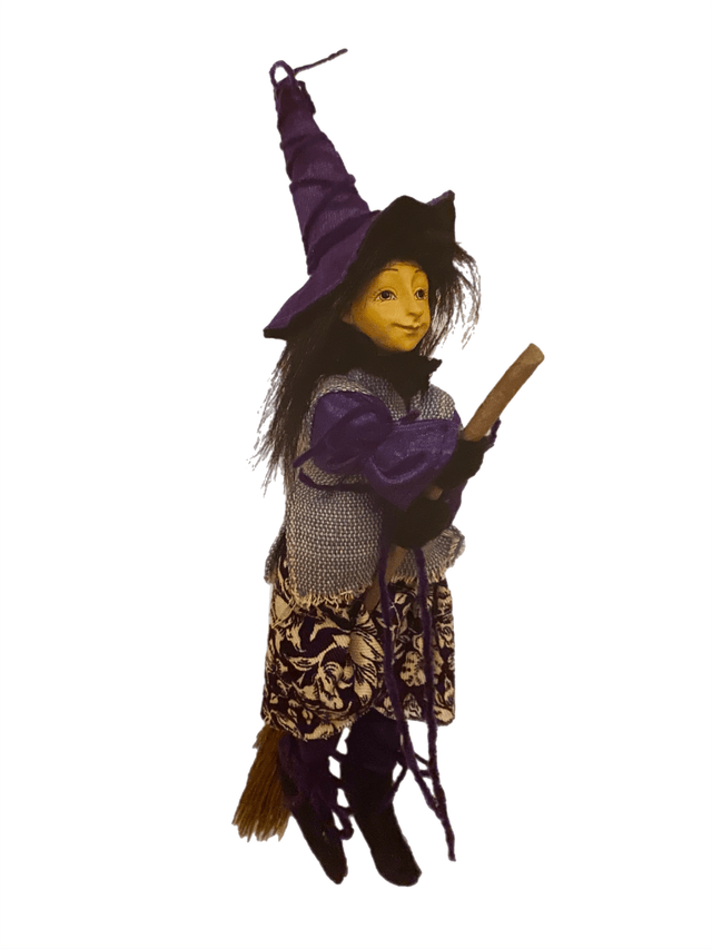 Witches of Pendle - Mary Redfern - 18cm