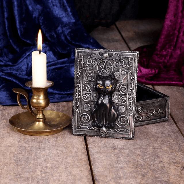 Familiar spell box 